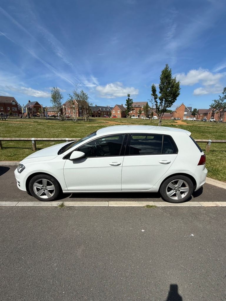 Volkswagen, GOLF, Hatchback, 2014, Manual, 1968 (cc), 5 doors
