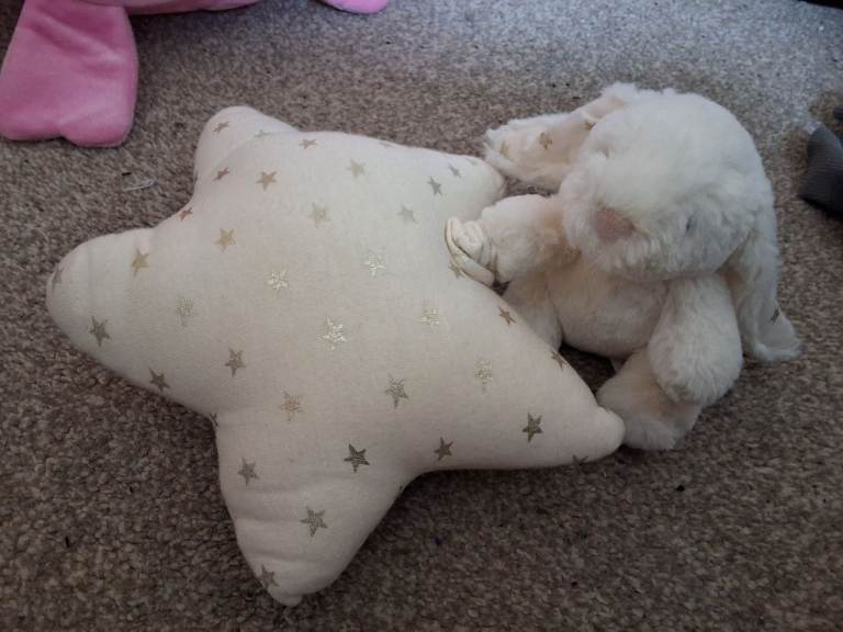 Little Jellycat Bashful Twinkle Bunny Star Musical Pull Soft Toy