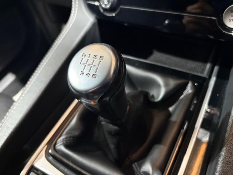 2017 Jaguar F-Pace 2.0 D180 R-Sport AWD Euro 6 (s/s) 5dr ESTATE Diesel Manual