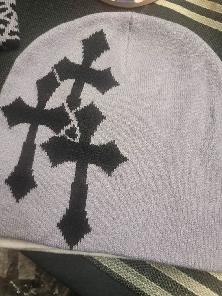 Y2k style beanie 