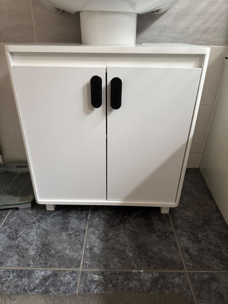 Lloyd Pascal Under Basin Unit