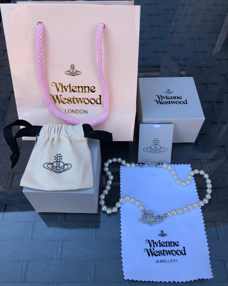 Vivienne westdood silver pearl necklace