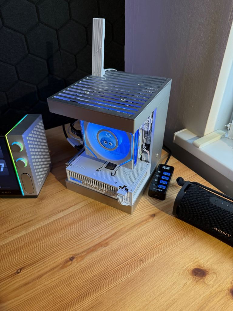 Mini Gaming PC - RTX 5070 Mini OC 12GB | DDR5 32GB 6000 CL28, £1,500.00 ...