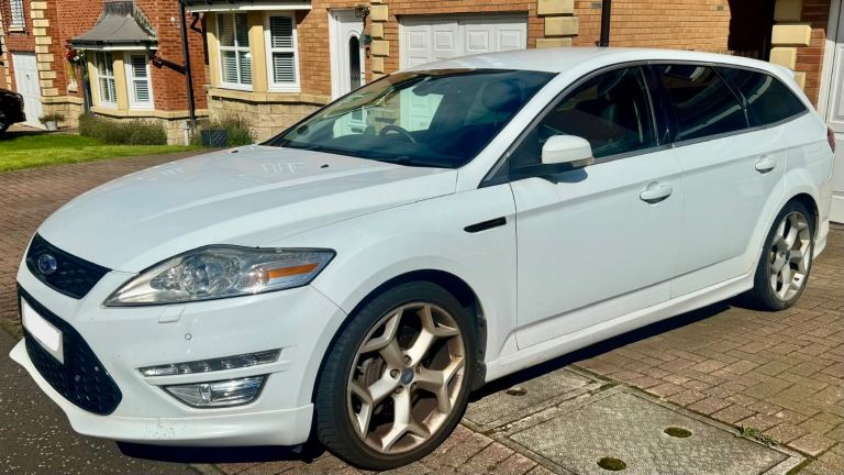 Ford, MONDEO, Estate, 2011, Manual, 2179 (cc), 5 doors