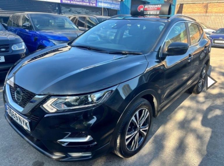 Nissan Qashqai acenta premium automatic low miles 
