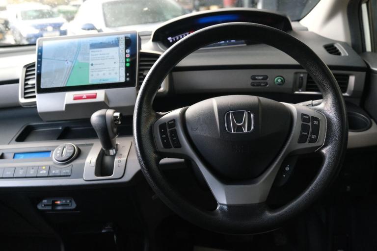 2025 Honda Freed Hybrid - 1 Owner HYBRID ELECTRIC Automatic