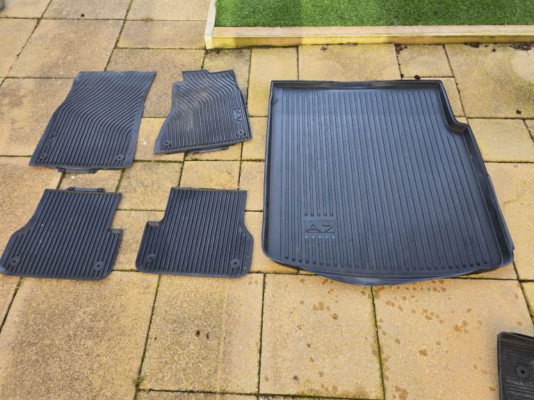 Audi A7 Boot liner and rubber mats - genuine audi parts