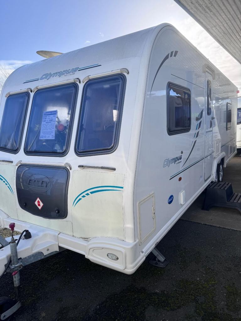 Bailey Olympus 624, Yr2011, Fixed bed, t/axle, mover, awning, solar panel