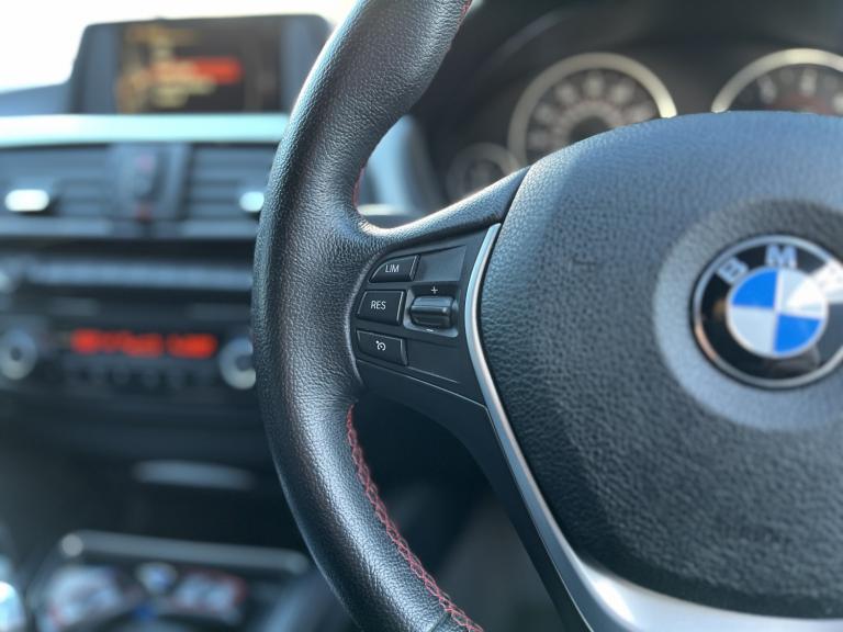 BMW 3 SERIES 2.0 320d Sport Saloon 2015