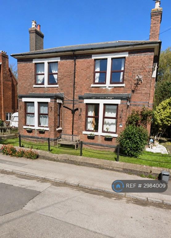 4 bedroom house in Dock Road, Sharpness, Berkeley, GL13 (4 bed) (#2984009)