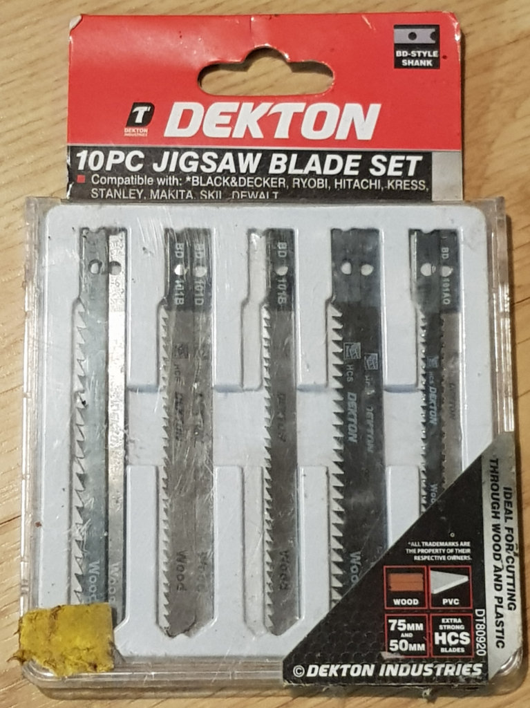 PACK OF 9 JIGSAW BLADES (NEW)