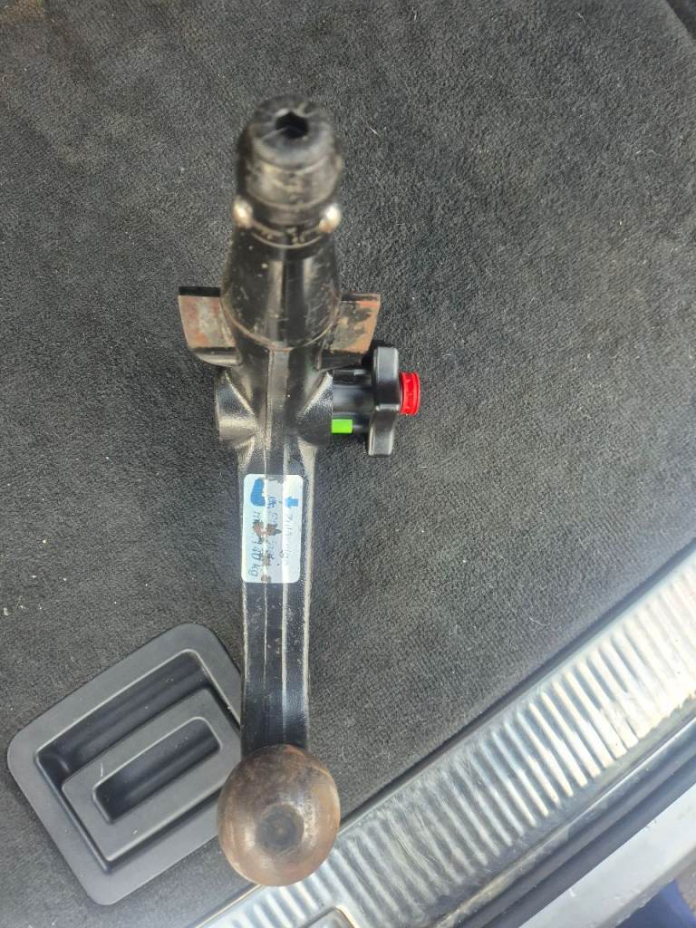 Tow bar swan neck Audi Q7 2006-2014