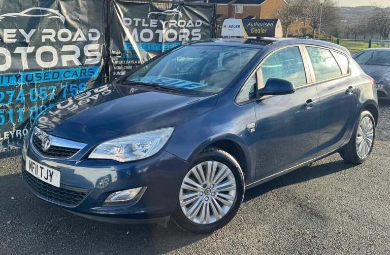 2011 Vauxhall Astra 1.4 16v Excite Euro 5 5dr HATCHBACK Petrol Manual