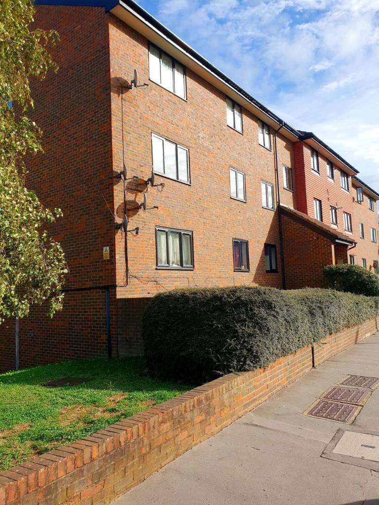 Modern studio flat for rent 