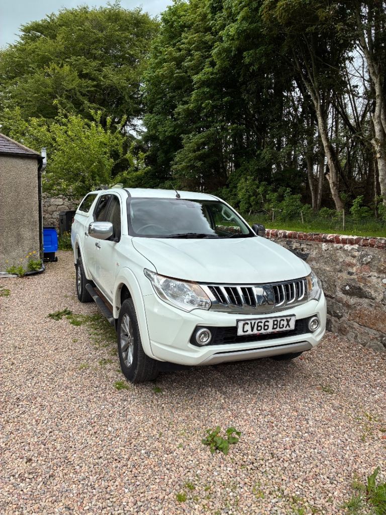 Mitsubishi, L200, Pick Up, 2016, Manual, 2442 (cc)