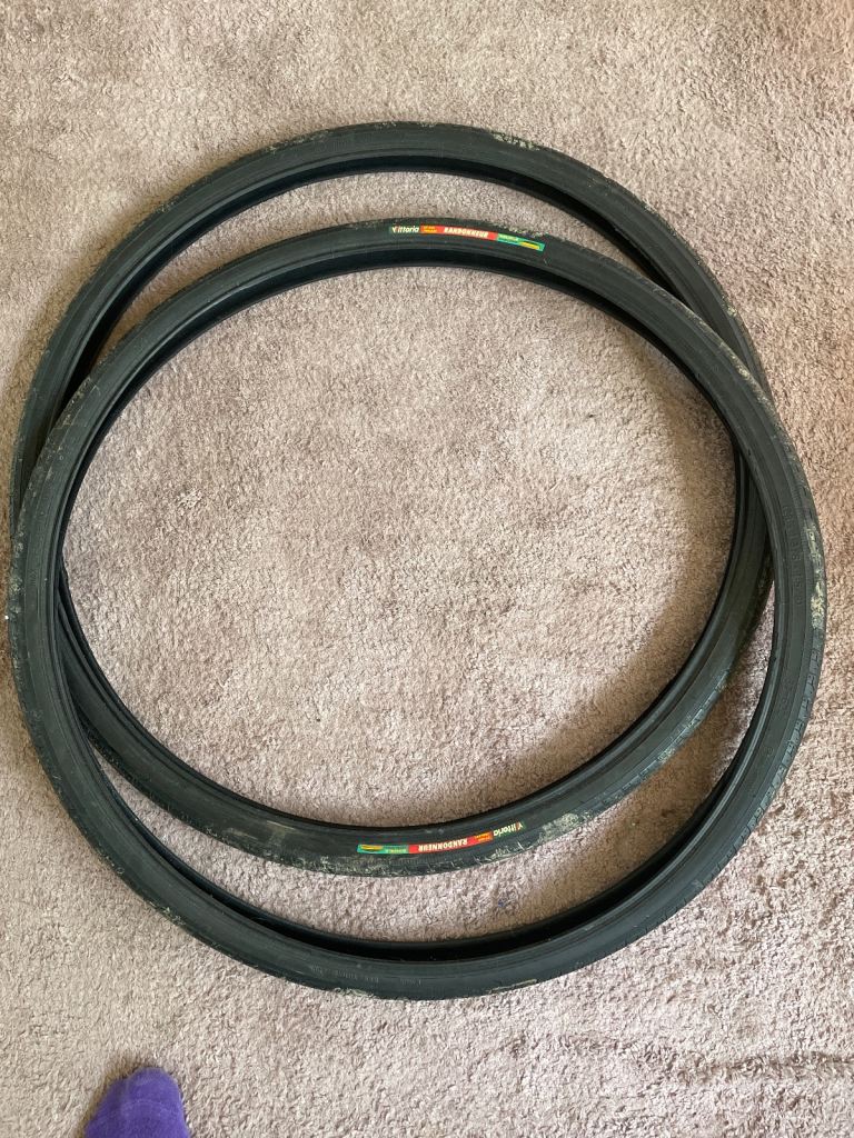 Vittoria randonneur 622-37 bike tyres PAIR