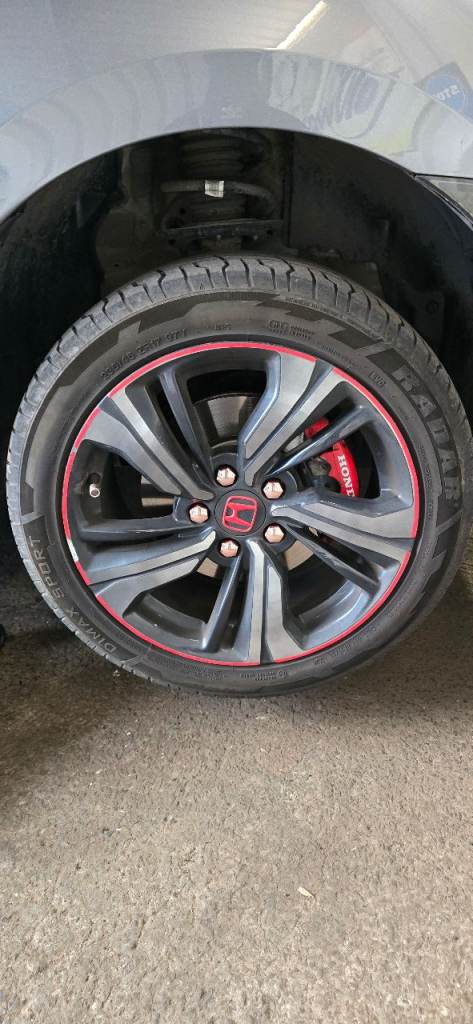 Honda civic wheels and tyres 