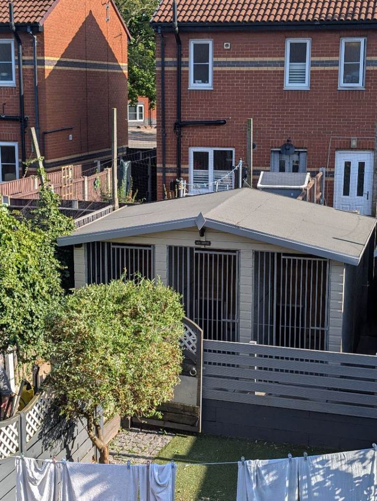 Kennel outdoor 