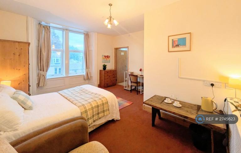 1 bedroom in Laurieknowe, Dumfries, DG2 (#2745623)
