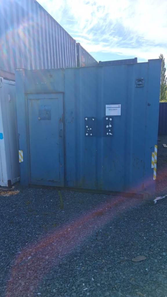 30x10 Toilet Block
