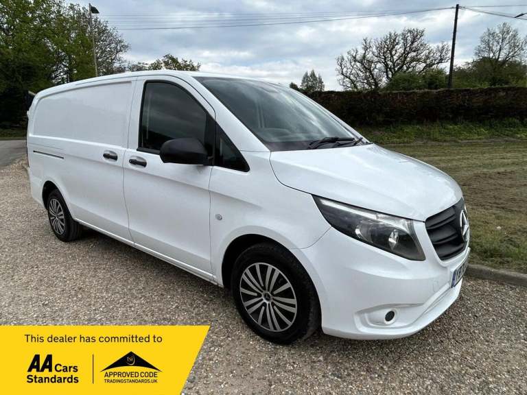 2020 Mercedes-Benz Vito 110CDI Progressive Van PANEL VAN DIESEL Manual