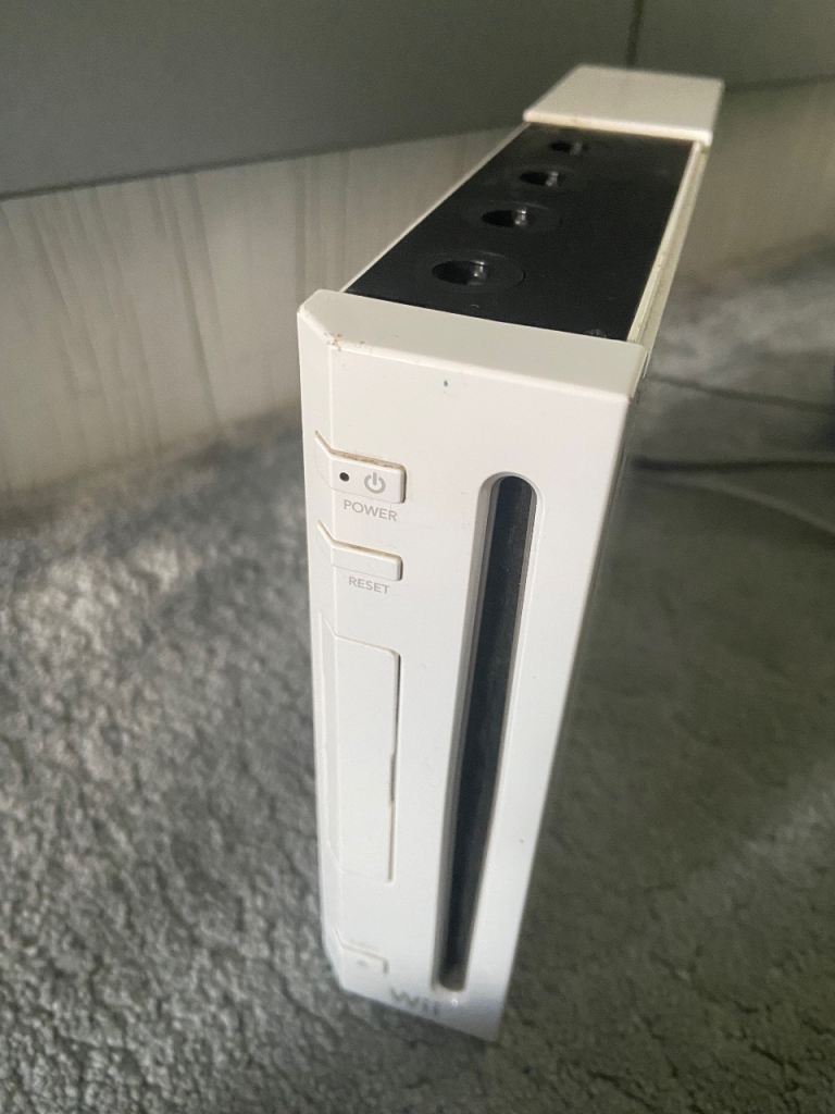Nintendo Wii Console with Balance Board & Games