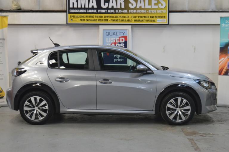 2020 Peugeot E-208 100kW Active 50kWh Electric Auto ONLY 15000 MILES Hatchback Electric Automatic