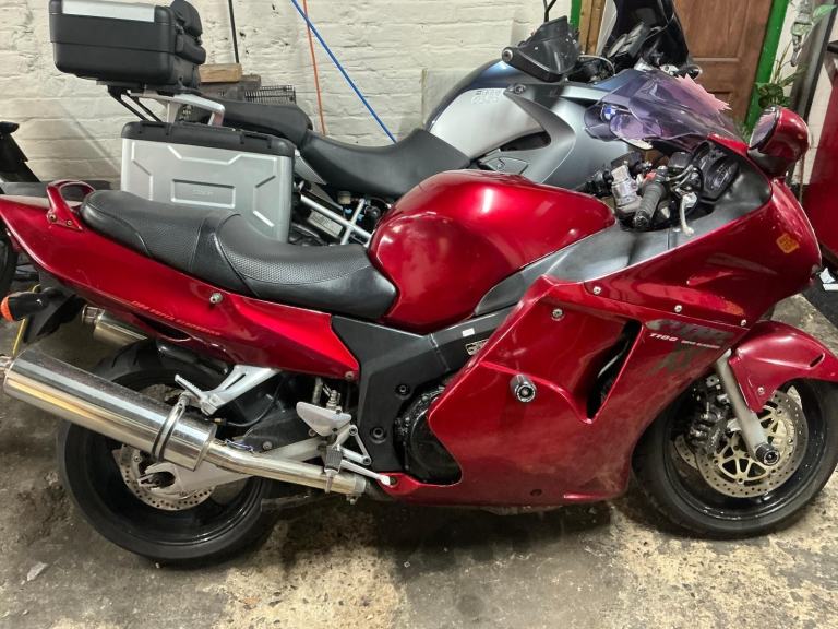 Honda CBR 1100