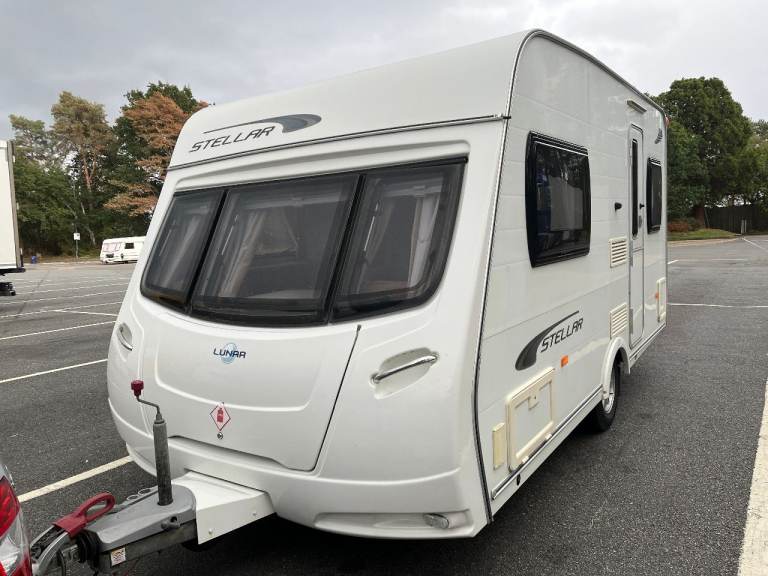 Caravan.  Lunar Stellar .