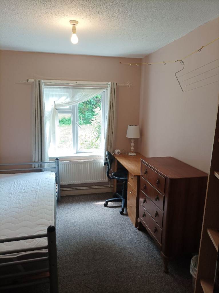 A Single room to rent   CB1 3TU 