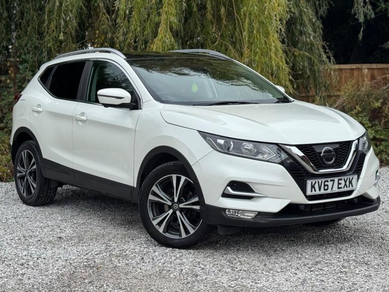 2017 Nissan Qashqai 1.2 DiG-T N-Connecta 5dr Xtronic HATCHBACK PETROL Automatic