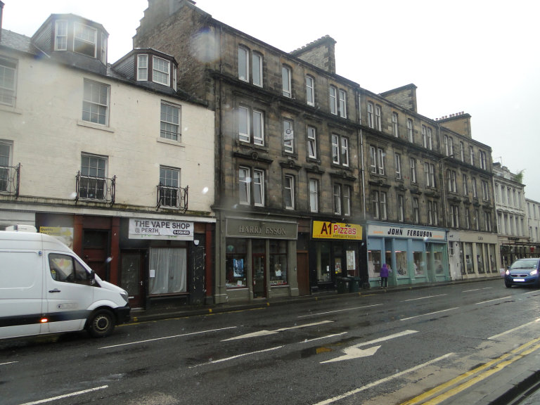 1 bedroom flat in 12 F3, County Place, Perth, PH2 8EE