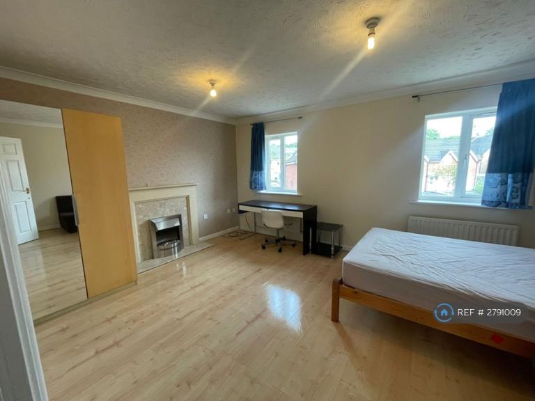 1 bedroom in Godwin Way, Stoke-On-Trent, ST4 (#2791009)
