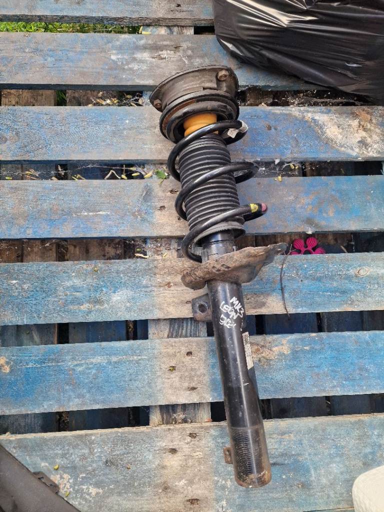 Vw struts suspension