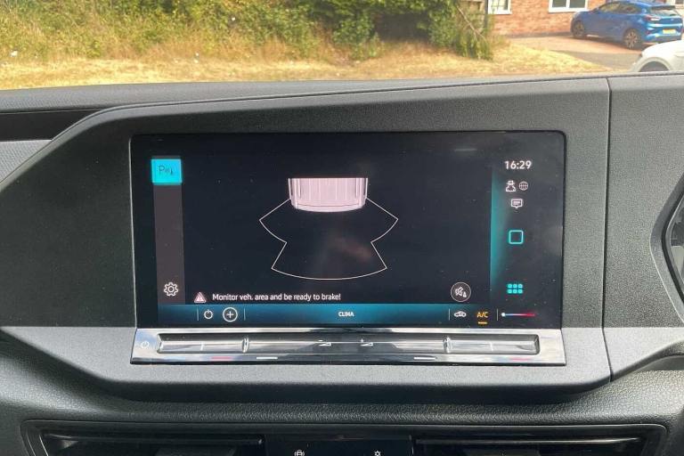 2024 Volkswagen Caddy Maxi 2.0 TDI 102PS Commerce Van (Business/Tech Pack) Van Diesel Manual