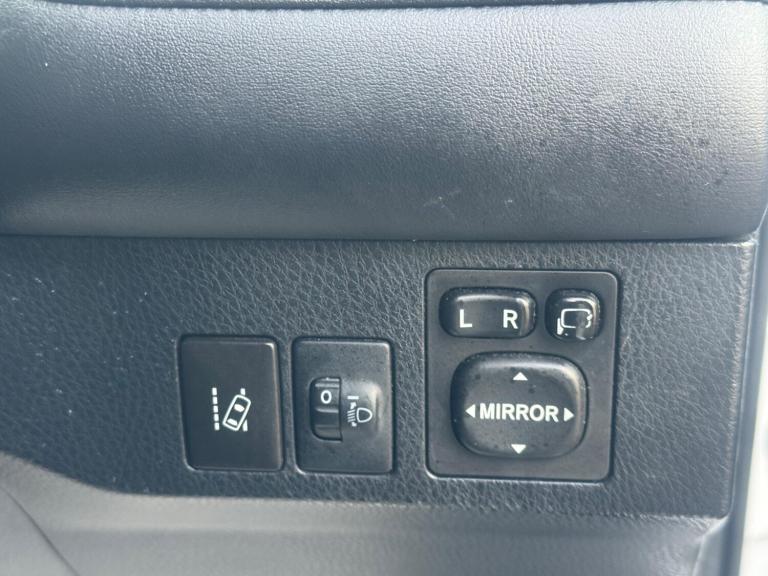 2017 Toyota RAV4 2.0 D-4D Business Edition TSS 5dr 2WD ESTATE DIESEL Manual