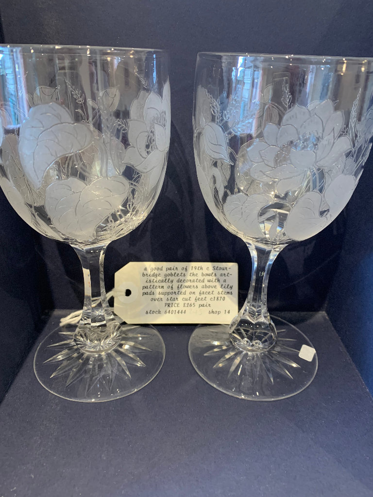A SUPERB PAIR OF 19th CENTURY VICTORIAN ENGRAVED STOURBRIDGE GLASS GOBLETS