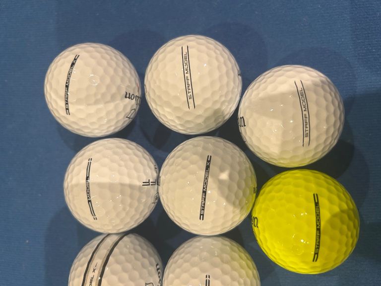 8 x Wilson staff Model
