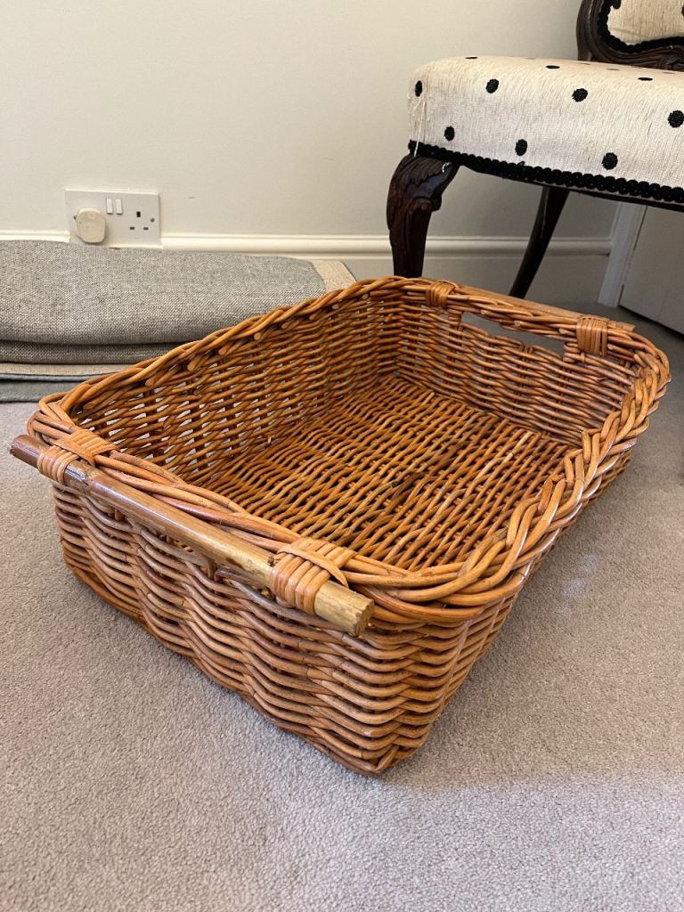 Large Wicker Storage Basket – Good Condition