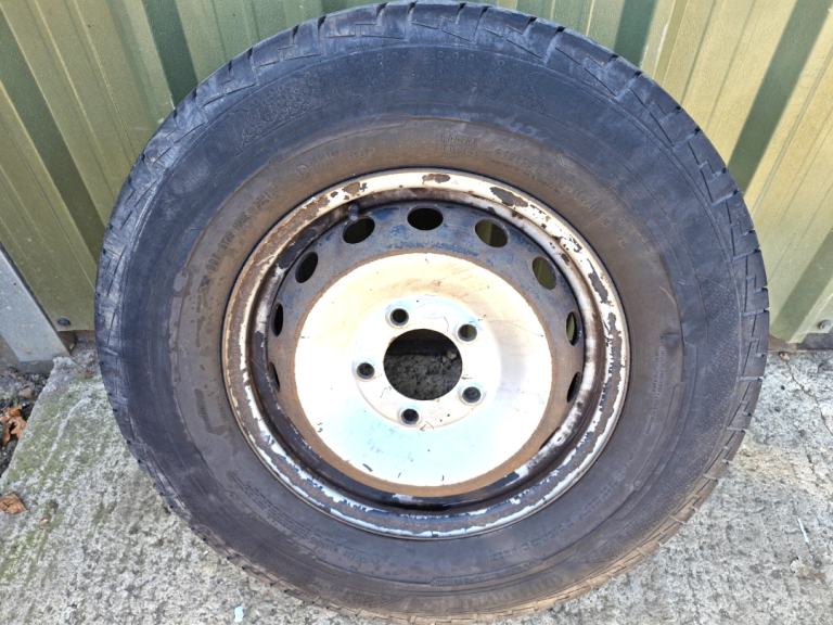 Renault Master / NV400 / Movano 2010-2019 steel Wheel Rim and tyre 225/75R16C