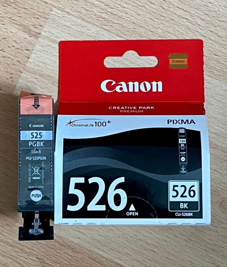 Canon 526 and 525 ink cartridges