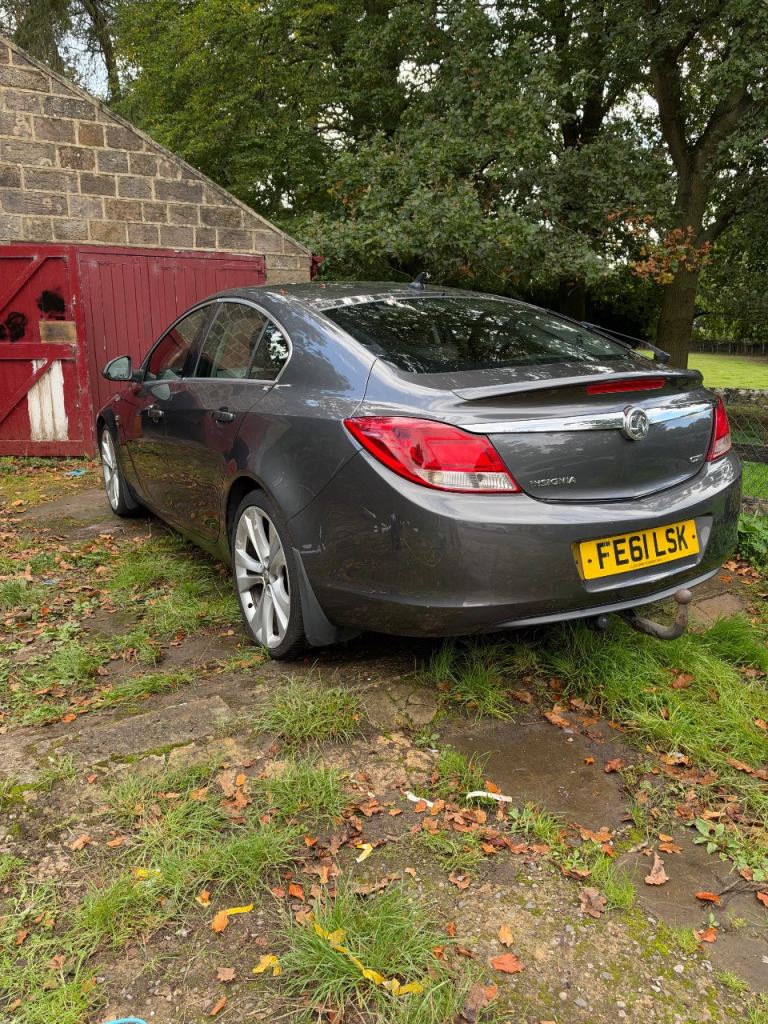 Vauxhall, INSIGNIA, Hatchback, 2011, Manual, 1956 (cc), 5 doors