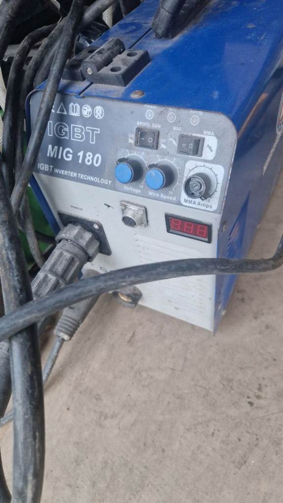 R tech 180amp mig welder.