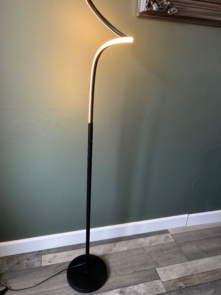 LED Floor Lamp