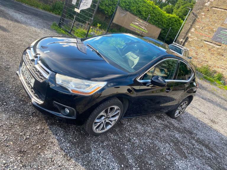 Citroen, DS4, Hatchback, 2013, Manual, 1560 (cc), 5 doors