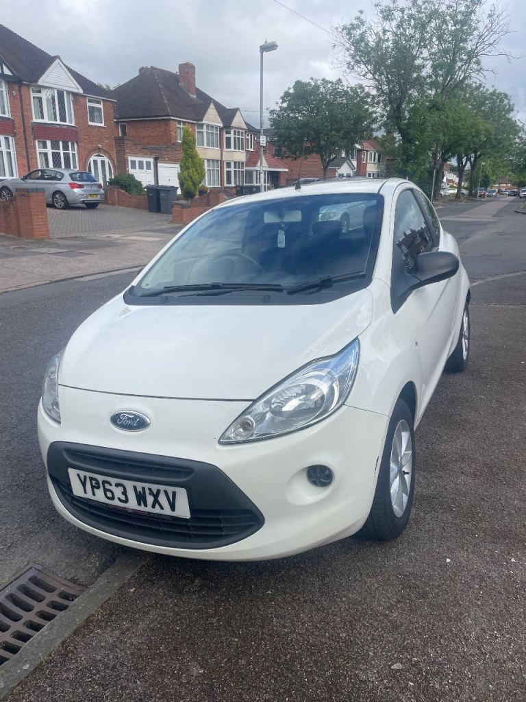 Ford KA 1.2 Studio Connect Hatchback 