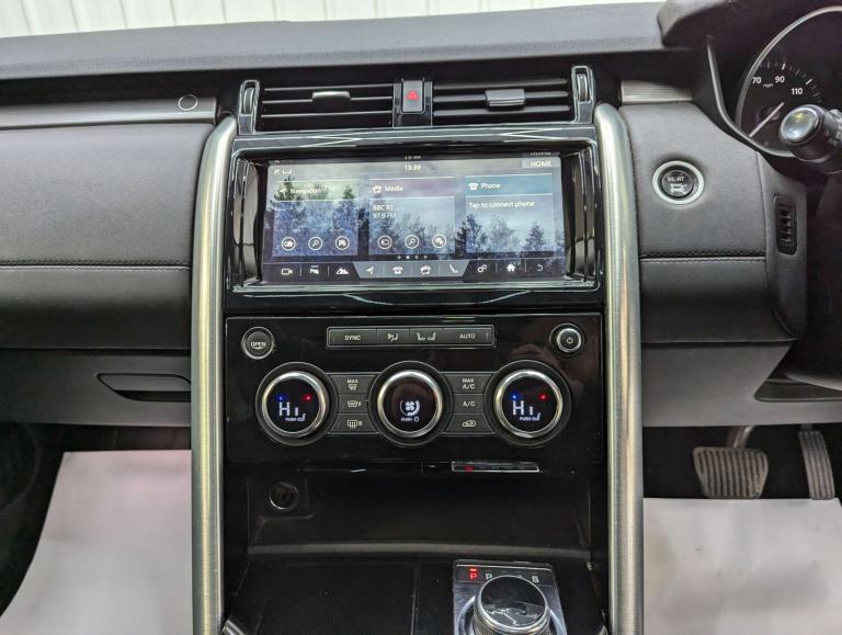 2017 Land Rover Discovery 3.0 Discovery HSE TD6 Auto 4WD 5dr SUV Diesel Automatic