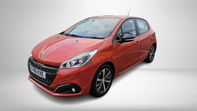 2016 Peugeot 208 1.2 PureTech XS White Hatchback 5dr Petrol Manual Euro 6 (82 ps) Hatchback Petro...