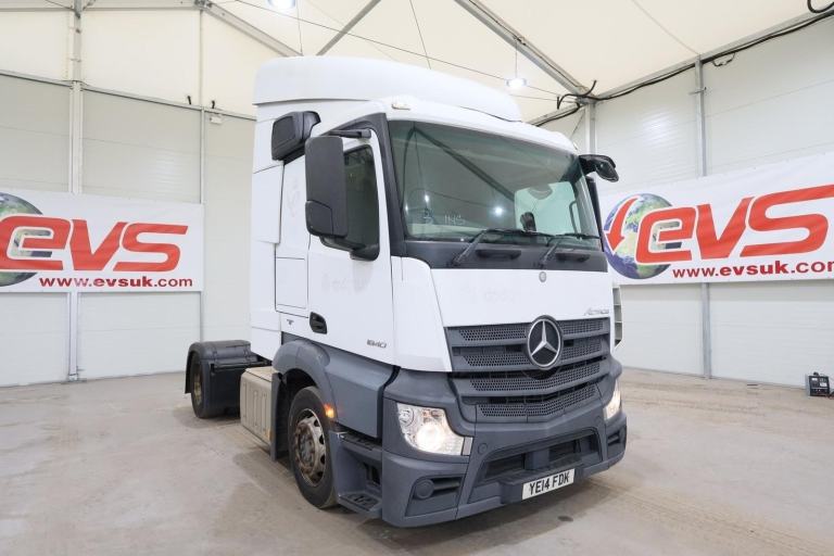 2014 (14 PLATE) Mercedes Benz Actros 1840 4x2 Euro 6 Tractor Units
