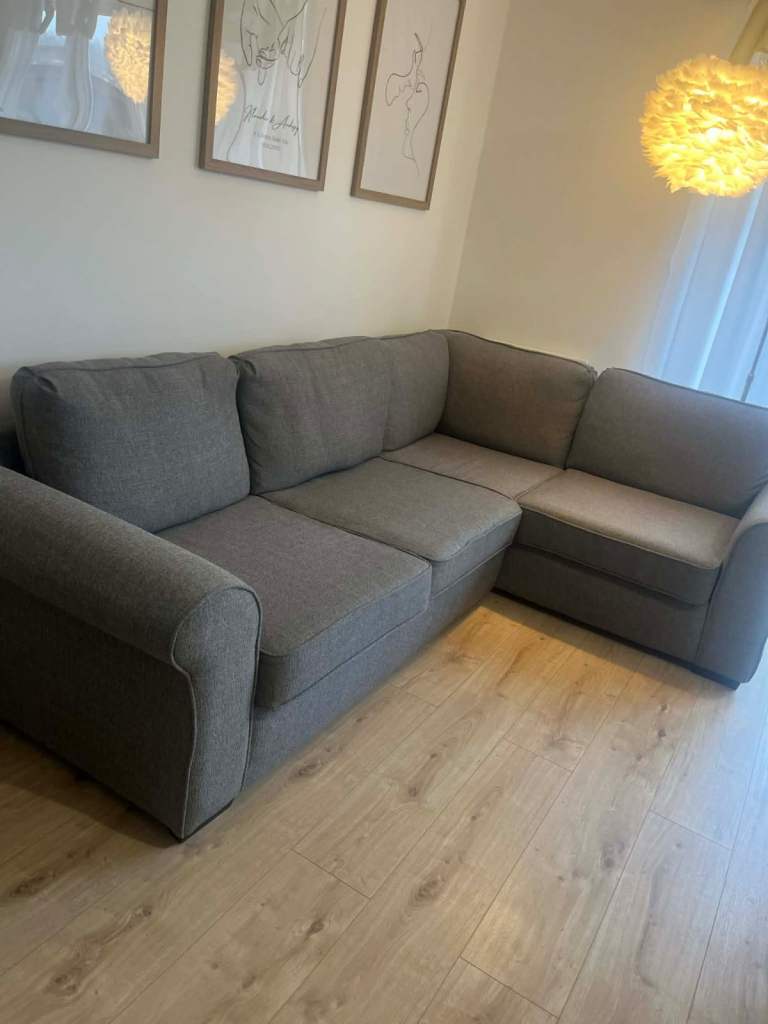 Sofa L ,perfect condition 